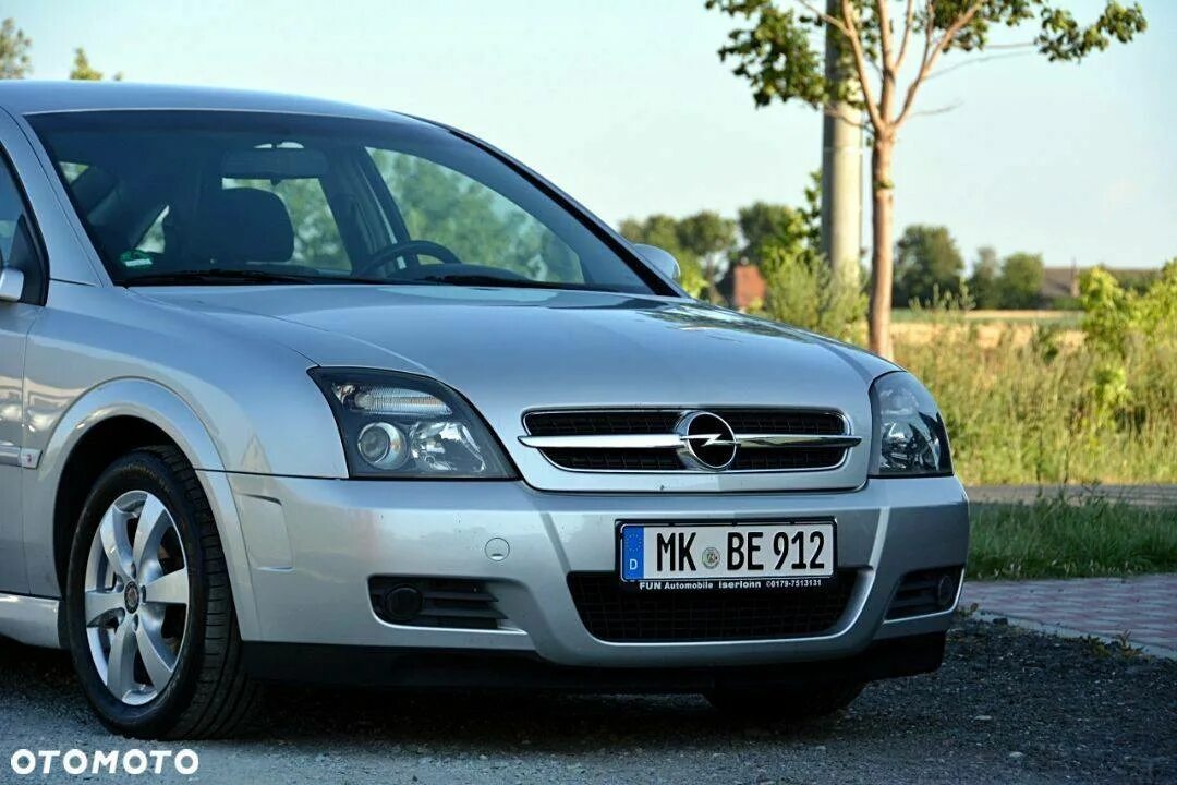 Года выпуска опель вектра б. Opel Vectra c 1.8. Опель Вектра с 1.8 2003. Opel Vectra 2004 1.8. Опель Вектра а 1.6.