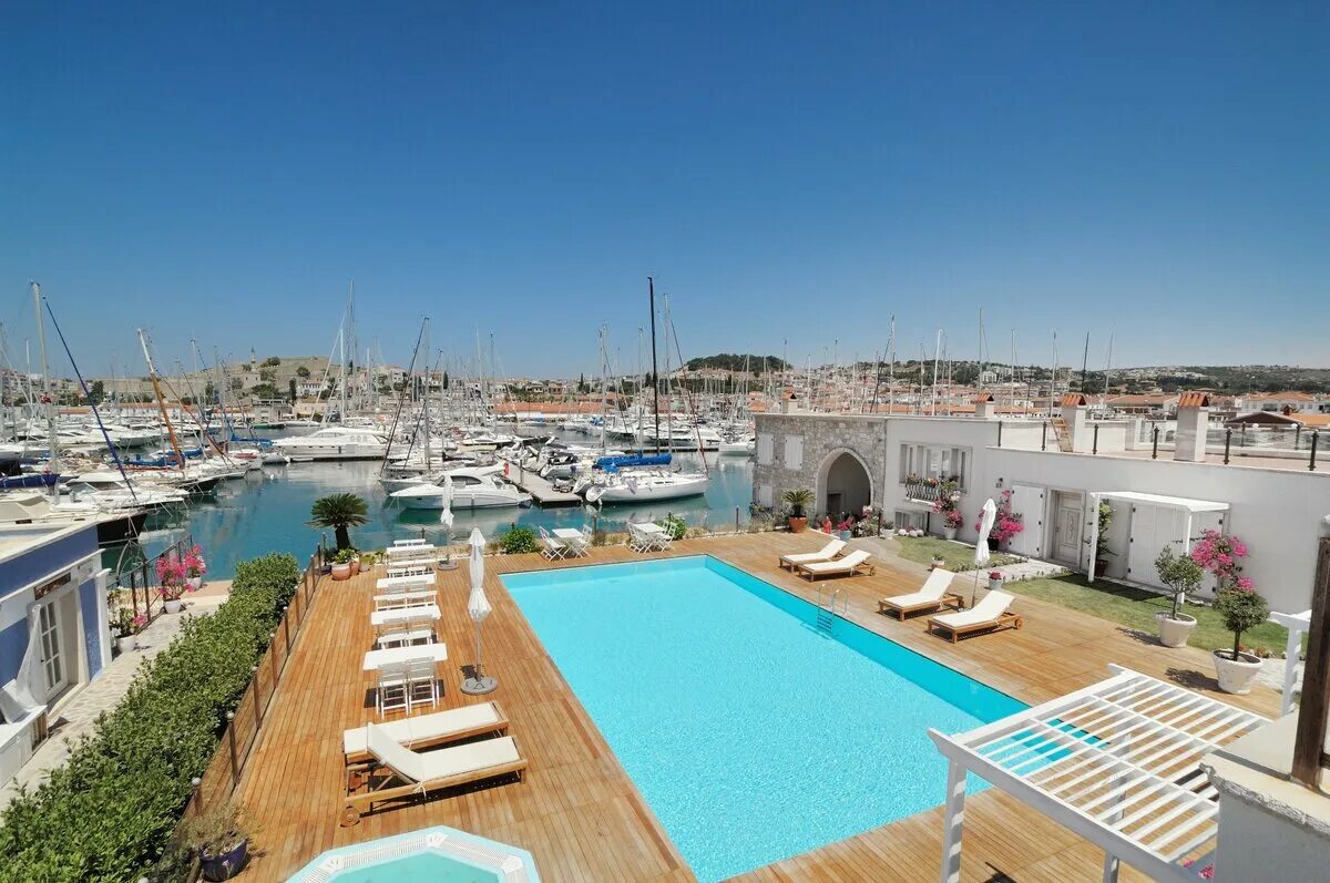 Cesme Marina. Чешме Измир. Marina Hotel Izmir. Alaçati Marina.