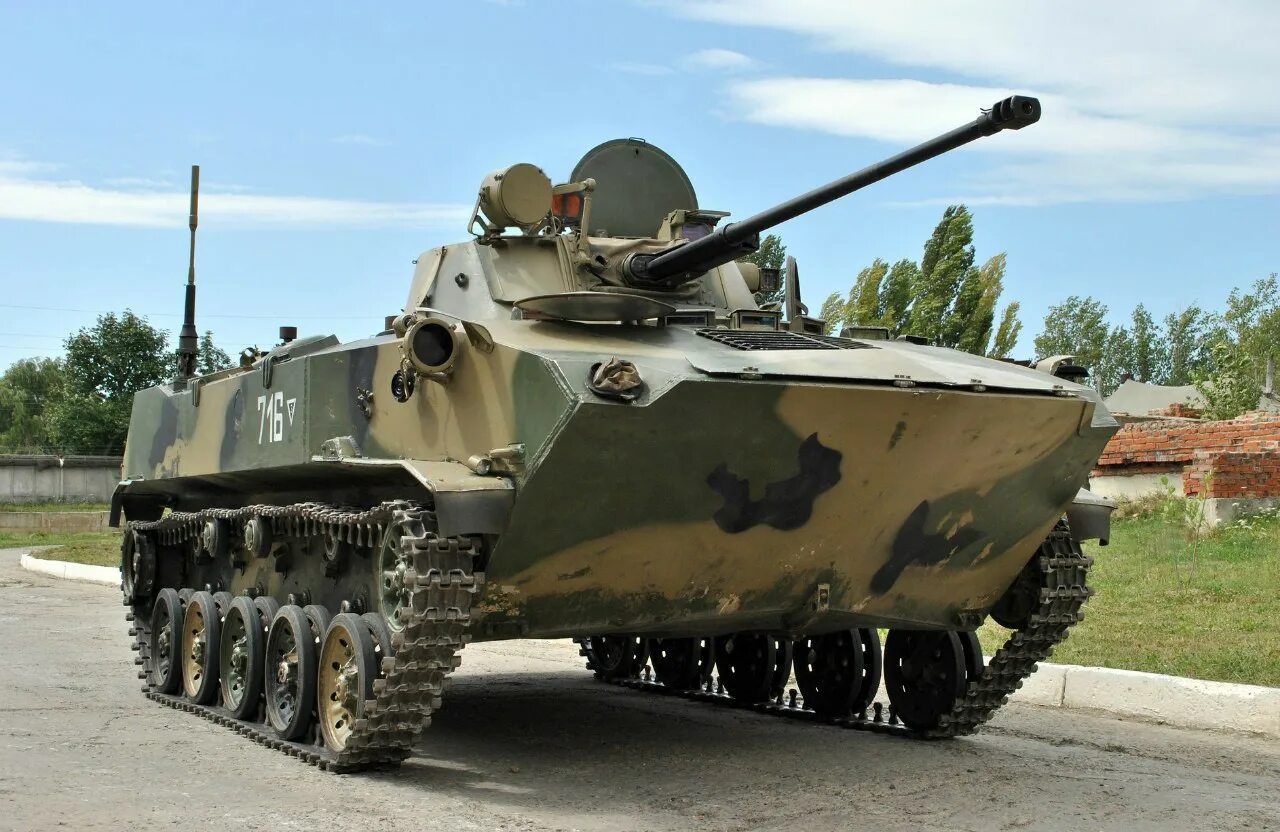Вдв бмд 2. Танк бмд 2. Батальонный комплект бмд-4м. Вдв бмд 2. Боевая машина десанта бмд-2.
