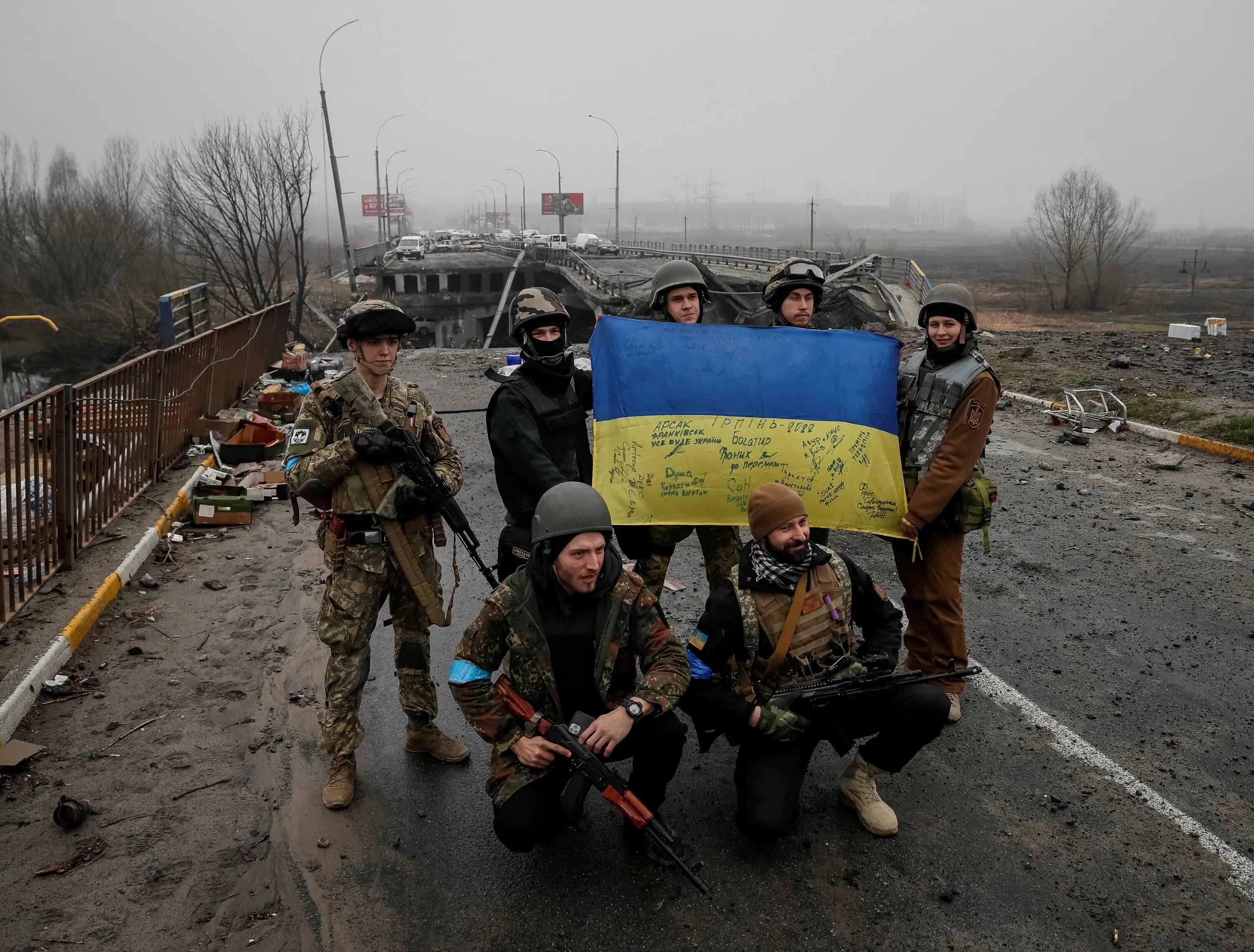 Фото военных на Украине. Украинец в прямом эфире