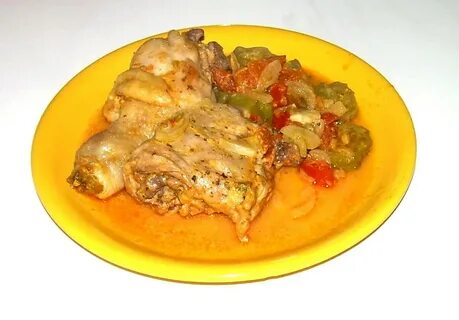 Курица с солеными огурцами рецепт