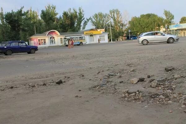 Балашов 2000 год. Город Балашов КПТ. Аптека в Балашове на КПТ. Балашов проспект Космонавтов 6. Прогноз погоды балашов на 3