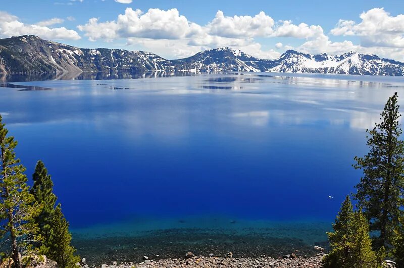 Верхнее (Lake Superior) — озеро. Озеро сьюпериор Канада. Озеро Супериор Канада. Озеро Онтарио Северная Америка. Самое большое озеро в великих озерах