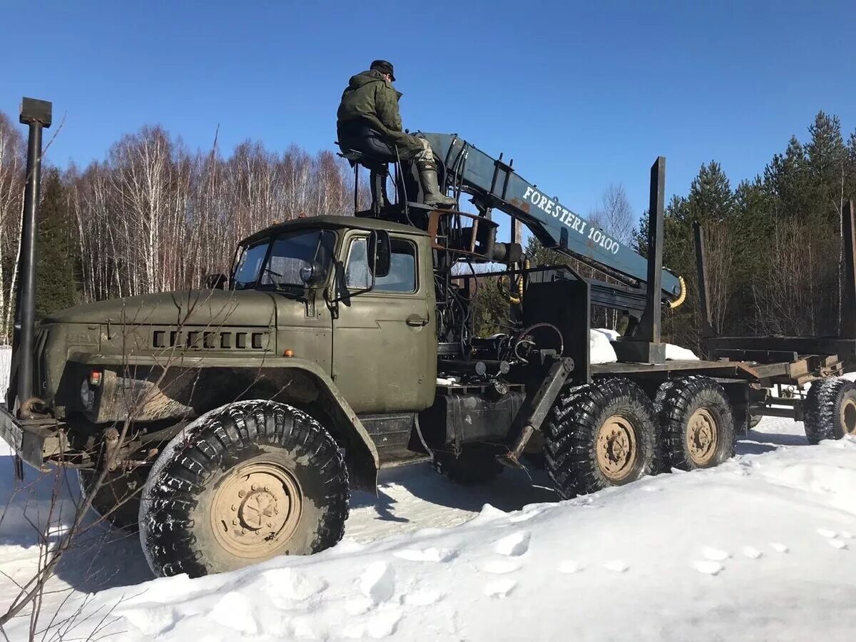 урал 4320 хлыстовоз. урал 4320 лесовоз. урал-4320 8х8 лесовоз. урал 4320 лесовоз. новый урал 4320 лесовоз.