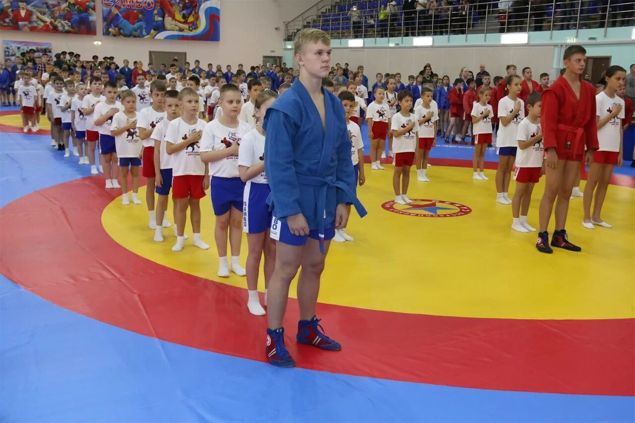 областные соревнования в устьянове по самбо. областные соревнования по самбо. районные соревнования омутнинск самбо 2010 год. турнир по самбо в г. спортшкола мастер самбо.