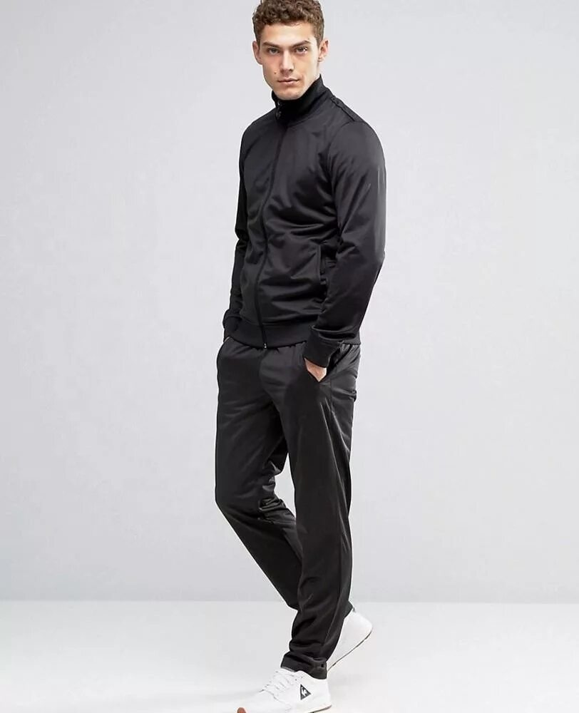 Ea7 Emporio Armani спортивный костюм мужской. Костюм ea7 Tracksuit. Спортивный костюм Эмпорио Армани мужской. Ea7 Tracksuit костюм спортивный. Купить спортивные костюмы классические