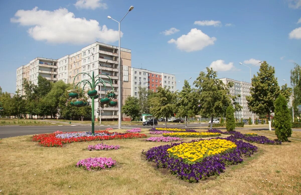 Старый оскол описание. Сквер Сталеваров старый Оскол. Старый Оскол город парк. Старый Оскол старый город. Белгородская область. Старый Оско.