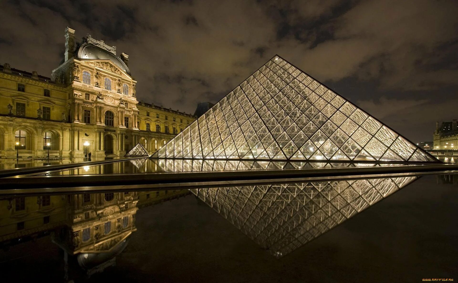 De louvre. Музеи. Лувр. Париж. Франция музей Лувр. Пирамида музей Лувр. Лувр музей Париж Архитектор.