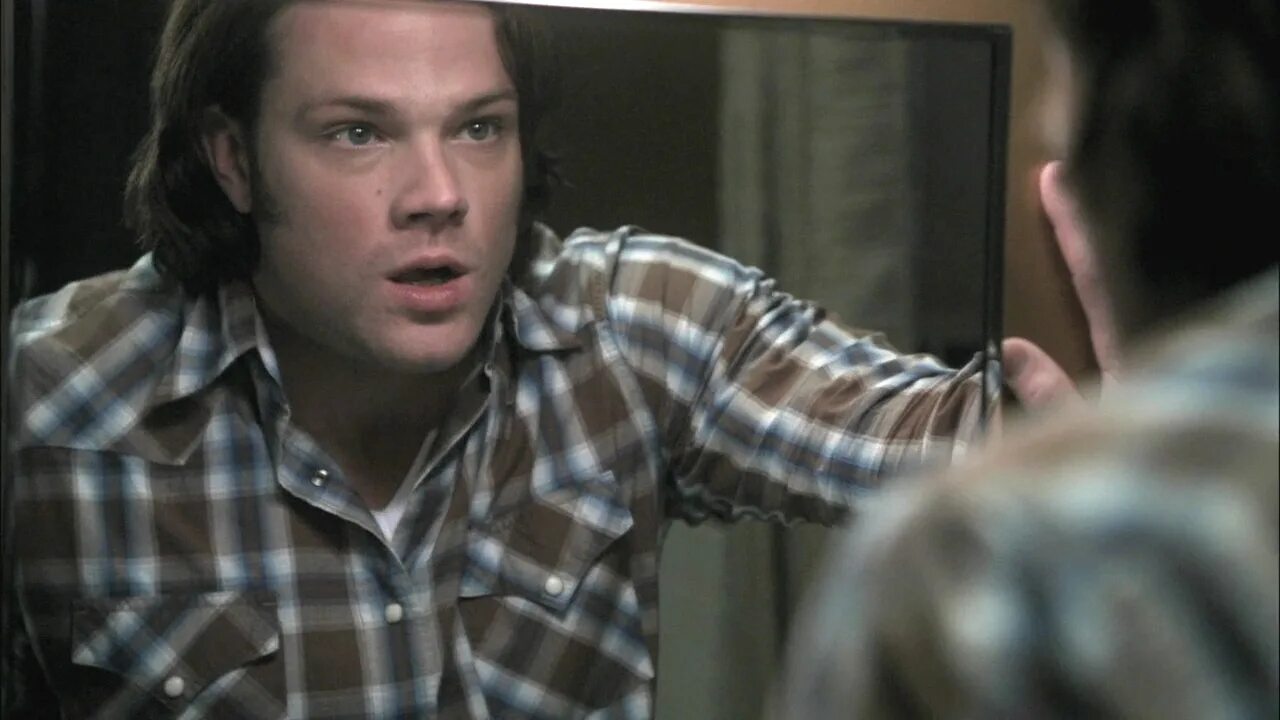 Связанный сэм винчестер. Сему похитили. Джон винчестер сверхъестественное. Сверхъестественное похищение сэма. Кроули дин и сэм.