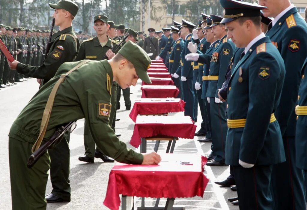 Связи им с м буденного. Академия имени Буденного в Санкт-Петербурге. Военная Академия связи им. с. м. Буденного, Санкт-Петербург. Академия связи Буденного.