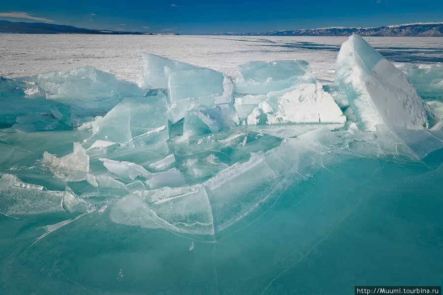 The world deepest lake is lake. Волшебный Байкал. Волшебный лед Ольхона. Байкальский лед и Северное сияние.