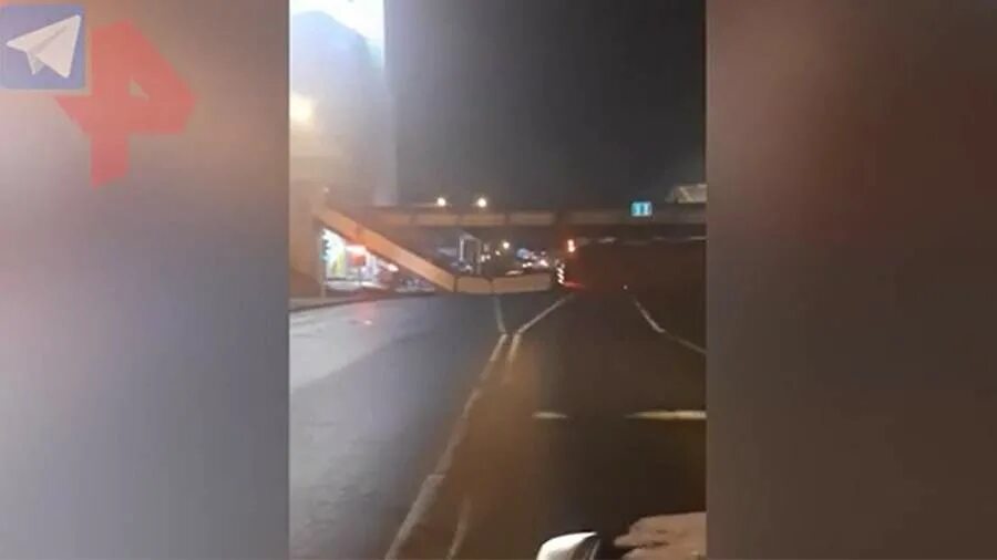 Обрушение моста москва минск. Обрушение моста в минске. Москва минск после обрушения моста. Мост в минске обрушился. Мост на улице немига.