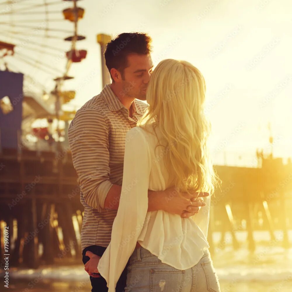 Любовь и гармония в семье. Couple meaning. Женщина обнимает. Объятия влюбленных. Мужчина и женщина любовь.