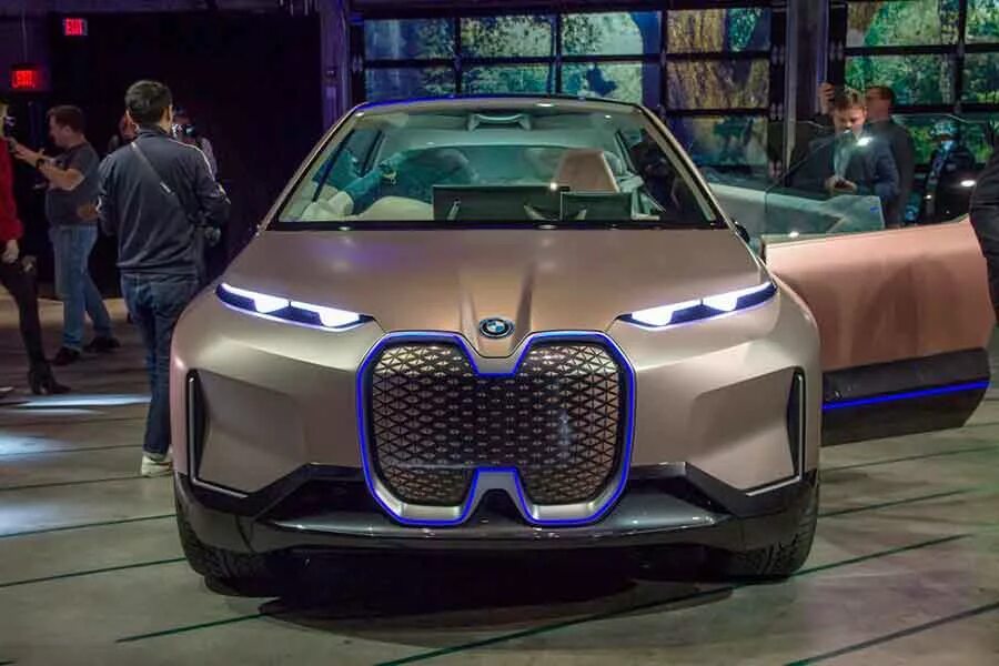 Икс электро. BMW INEXT 2021. IX BMW 2021 электро. БМВ ай Икс 2021. БМВ IX 2021.