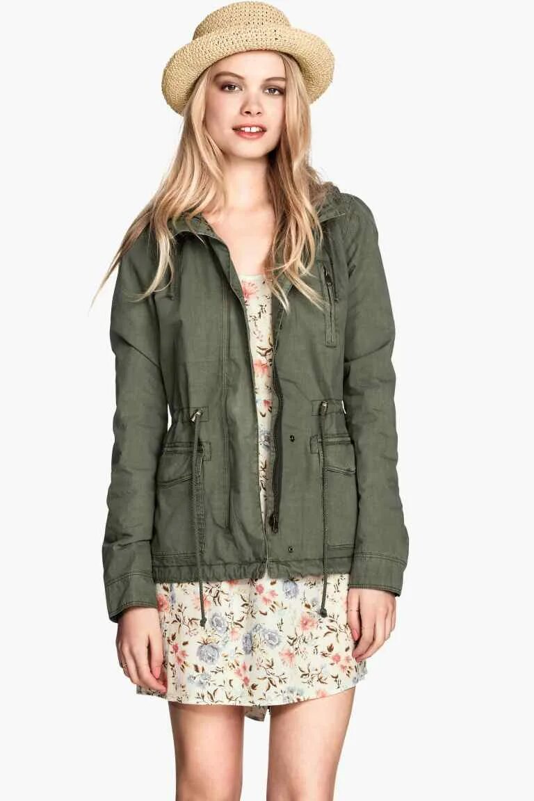 короткая зеленая куртка оджи. Divided hm бомбер. зеленая куртка michael kors 146264. куртки женские m. милитари dnk куртка женская.