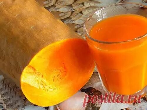 Тыквенный сок фото. Сок из тыквы. Сок тыква морковь. Тыквенно-морковный сок. Тыквенный сок для мужчин.