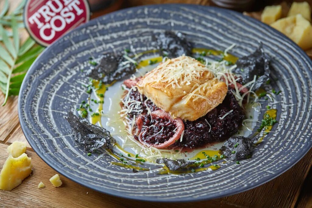 Ризотто венере. True cost славянская площадь 2 меню. True cost славянская площадь 2 меню. Прожектор китай город true cost. Бар stay true.