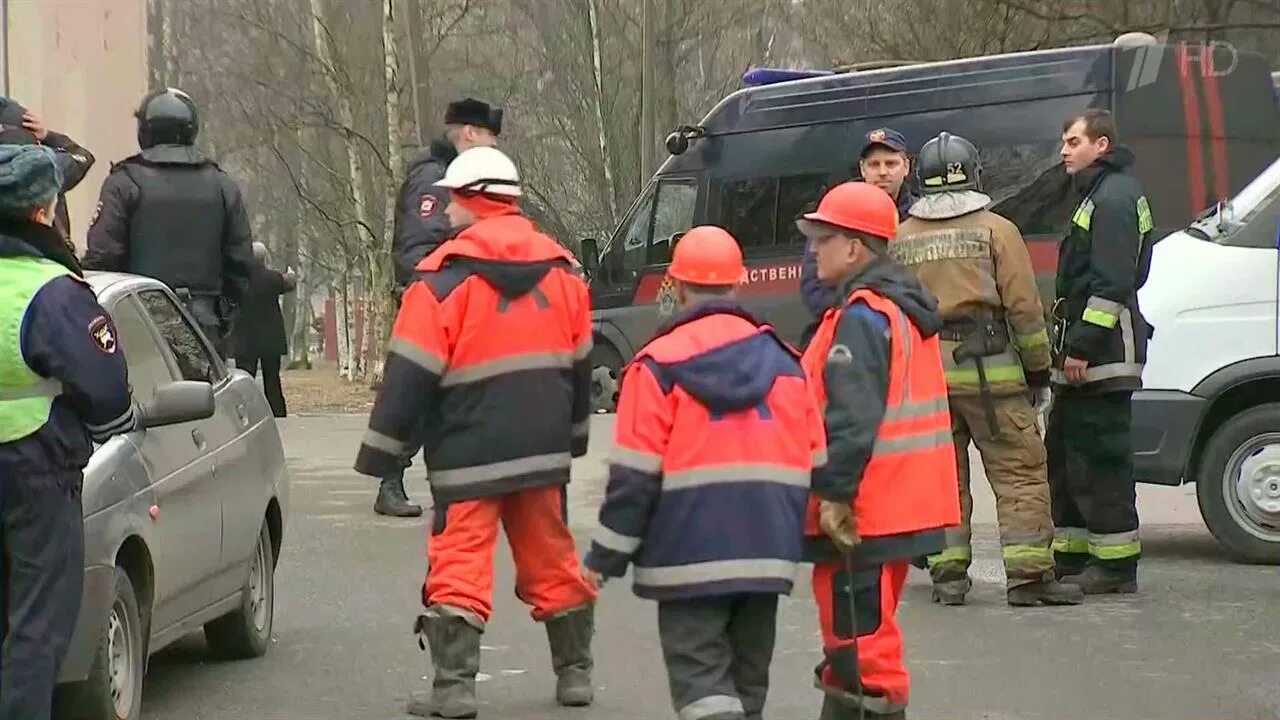 Криминал спб новости сегодня. Включи петербург криминал. Включи петербург криминал. Криминальные новости санкт-петербурга. Включи петербург криминал.