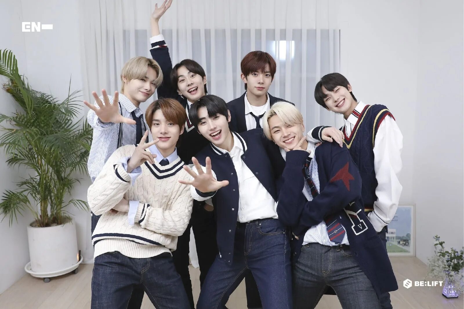 кпоп энхайпен. Enhypen 2021. Enhypen группа сону. K pop группа enhypen. дебют группы enhypen.