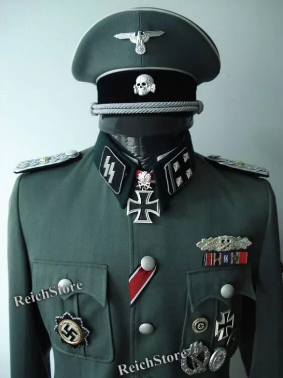 Форма офицера 3 рейха. Форма СС нацистской Германии. Форма вермахта Хьюго босс. СС форма нацистской Германии офицеров Хьюго босс.