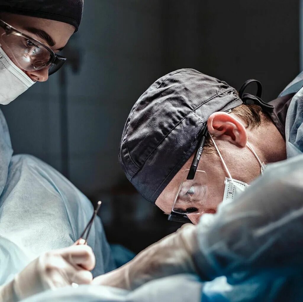 гипертрофия малых половых губ лабиопластика. пластическая операция лабиопластика. интимная пластика. пластика малых половых. редукционная лабиопластика.