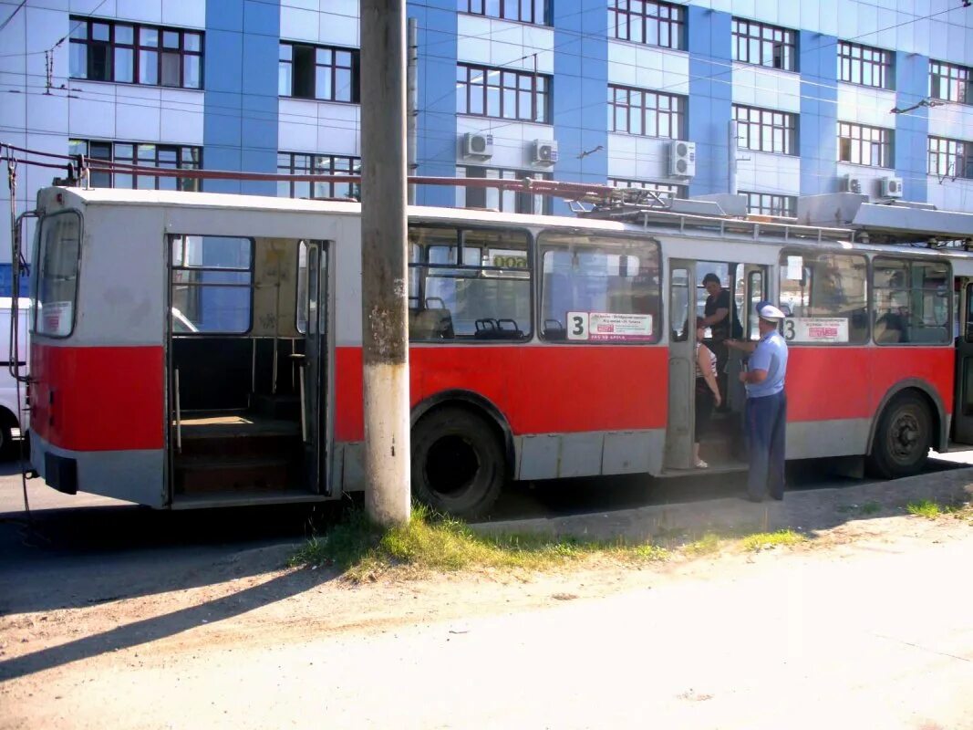 Разбитый лиаз 677. 3 автобус киров нефаз. Атп киров троллейбусный парк. Разбитый лиаз 677. Атр киров.