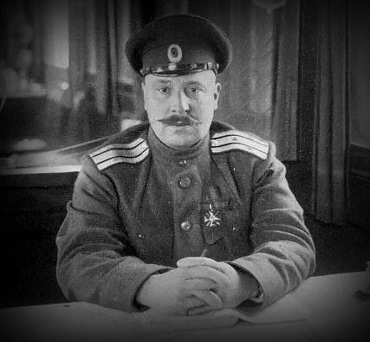 Генерал белый фото О генералах, расстрелянных после возвращения в СССР из эмиграции Вячеслав Звягин