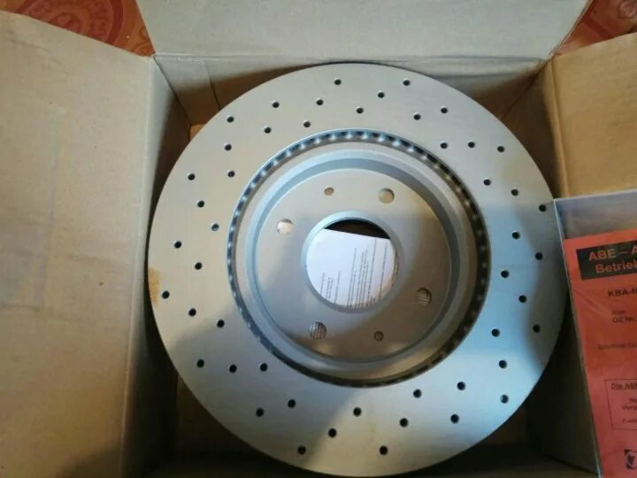 Диск тормозной лексус 334 размер. 380216852 zimmermann. Терботормоща ылндшту к32. Тормозной диск 114. 3.