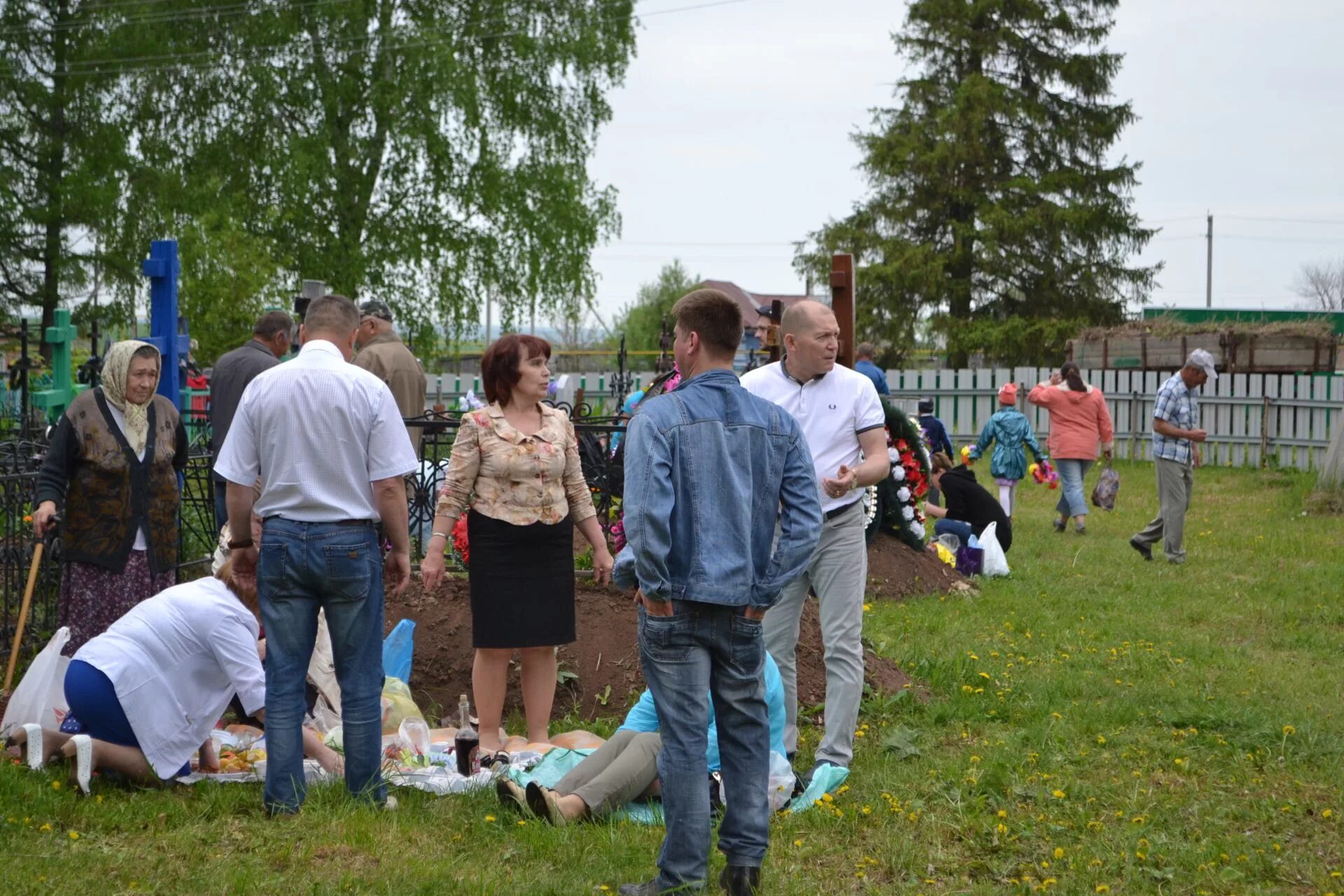 Деревня табар черки апастовский. Табар-черки клуб. Тюбяк черки. Буинск деревня черки кощаково. Табар черки школа.