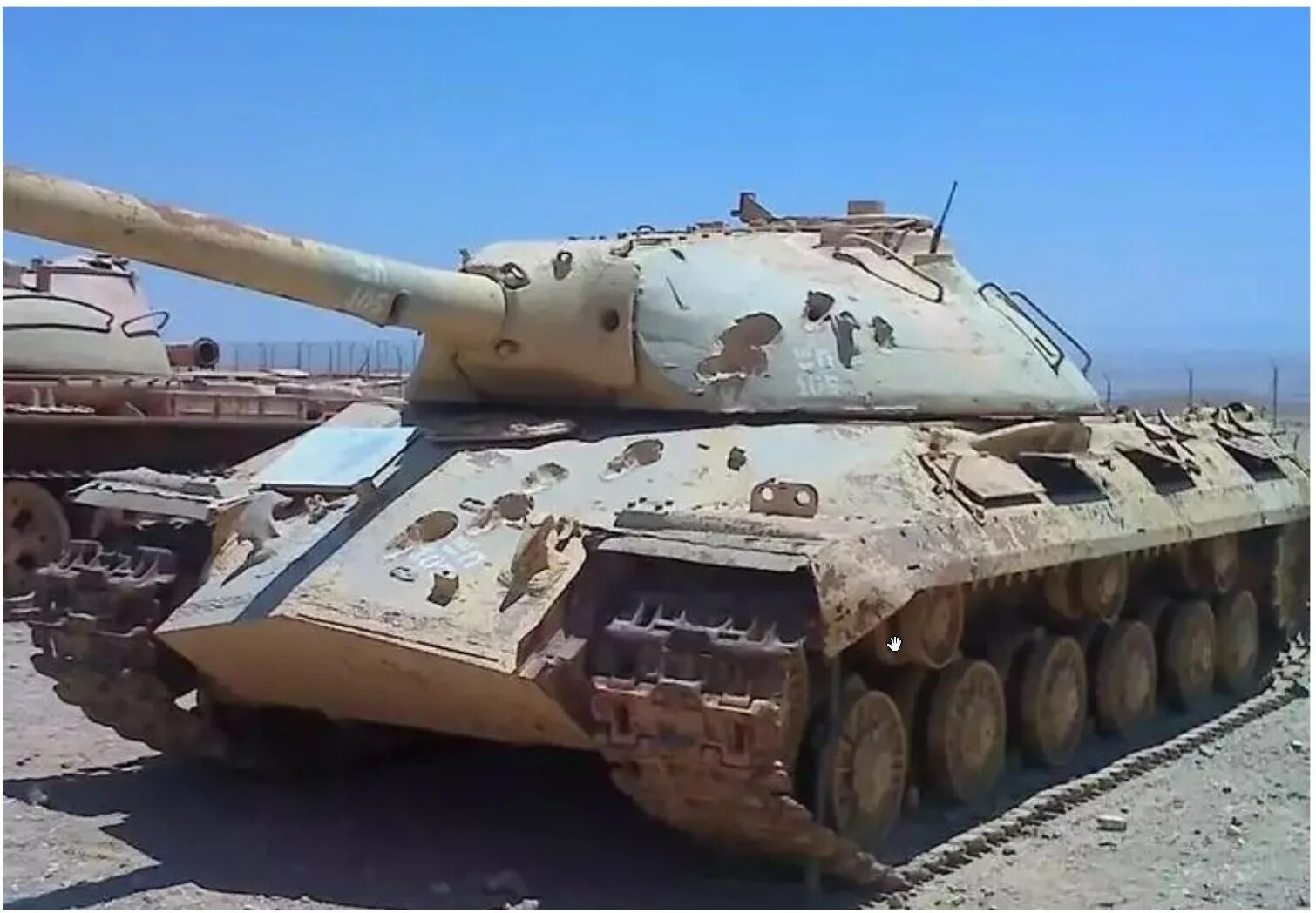 Танк выдержал попадание. Ис-3 обстрел со 105 мм орудия l7. танк ис-3. ис 3 калибр. танк ис-3м.