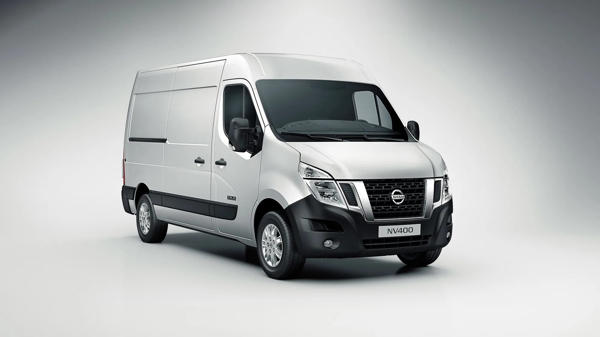 Грузовые коммерческие автомобили. Nissan nv400. Фургон Nissan nv400. Ниссан нв 400. Nissan nv400 2020.