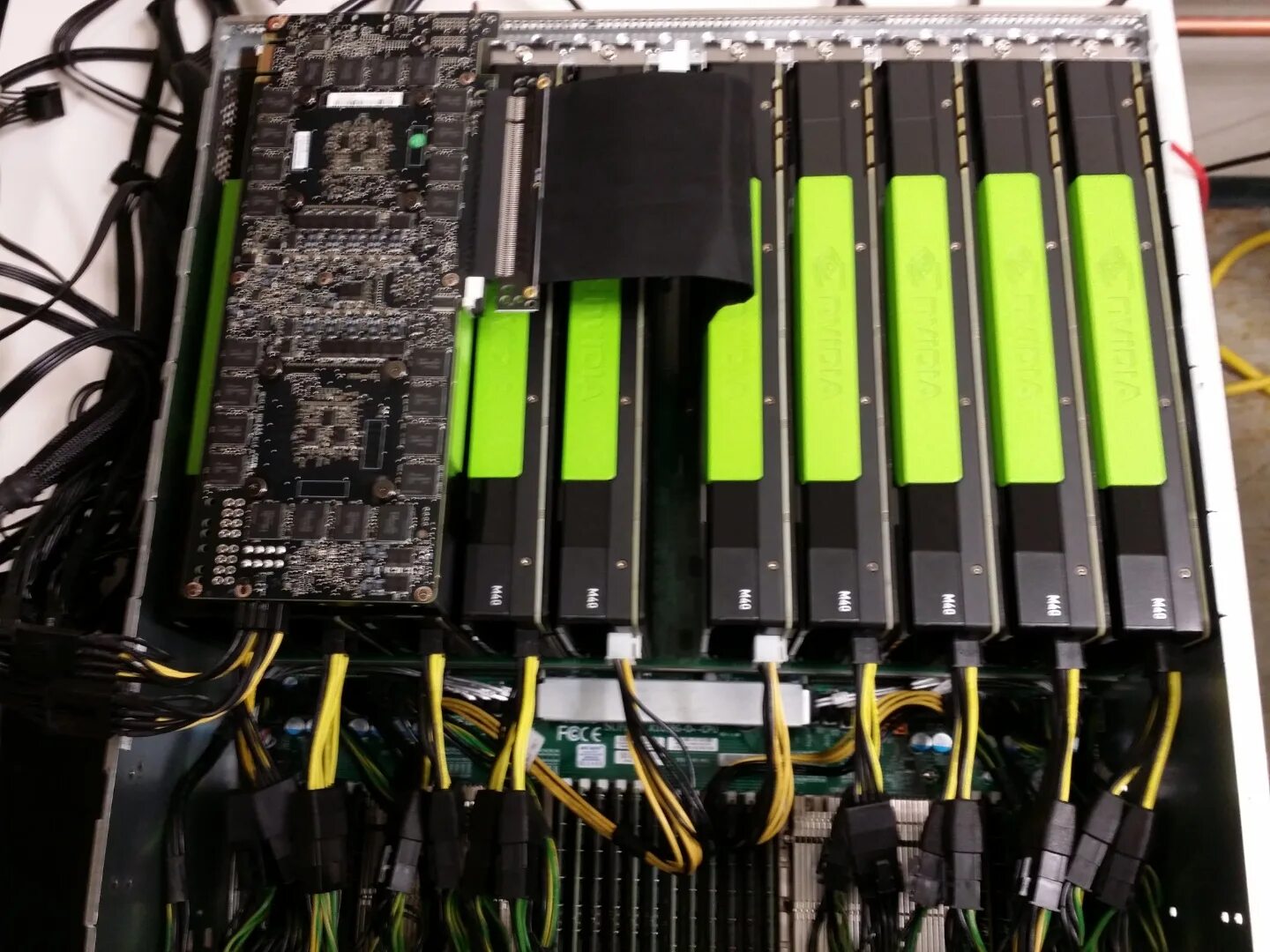 Nvidia tesla m40. Tesla k80. tesla k80 gpu. nvidia tesla k80 dual gpu.