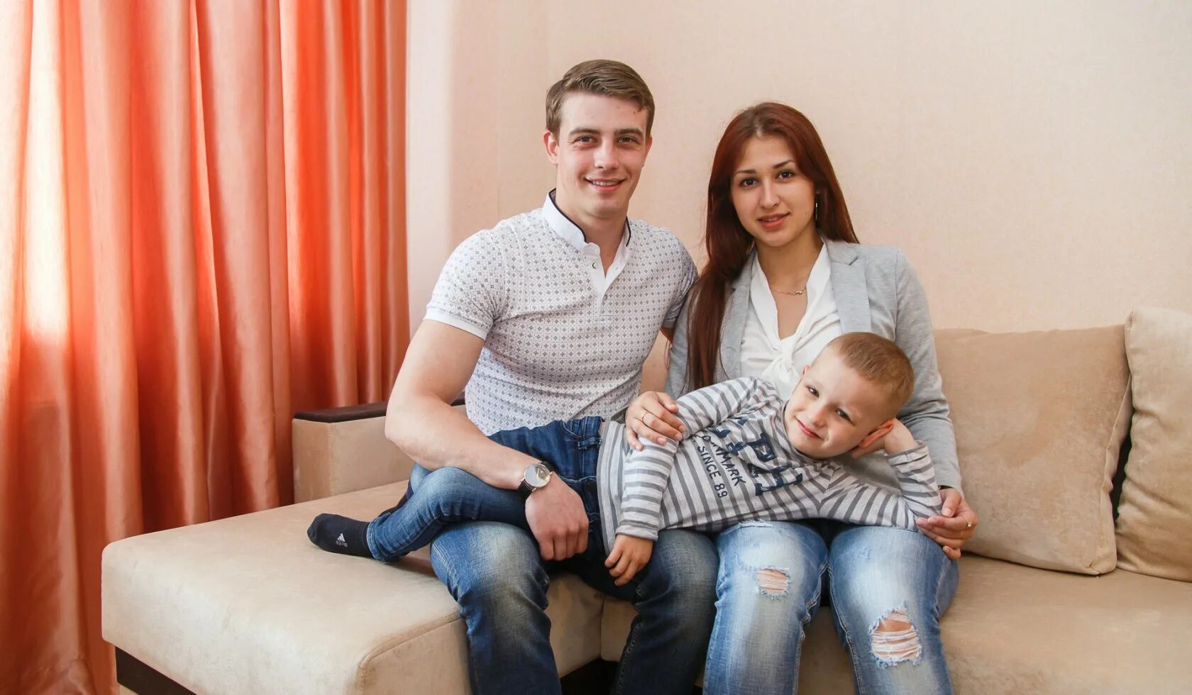 Семейный фотоконкурс. Большая семья. Большая семья. Русский семейный п. Русский семейный п.