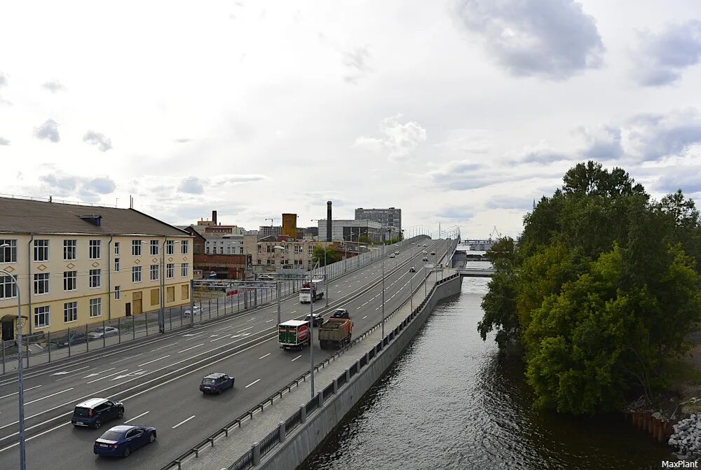 Мост Бетанкура в Санкт-Петербурге. Канал Бетанкура в Нижнем Новгороде. Набережная Макарова 34. Набережная Макарова 60. Бетанкура 1а