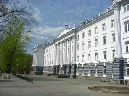 Кирова 18