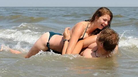 Nackt bilder von geilen frauen am strand