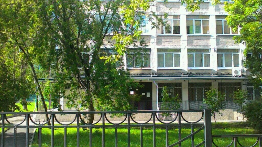 525 школа гречко. Спб школа 525 на космонавтов. Школа 525 космонавтов. Школа 525 космонавтов 59. Школа 525 космонавтов.