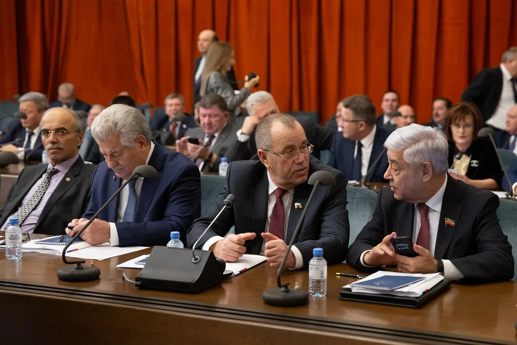 Парламент чеченской республики. Законодательное собрание россии. Законодательные органы субъектов федерации. Региональная власть. Государственные служащие представительных органов.