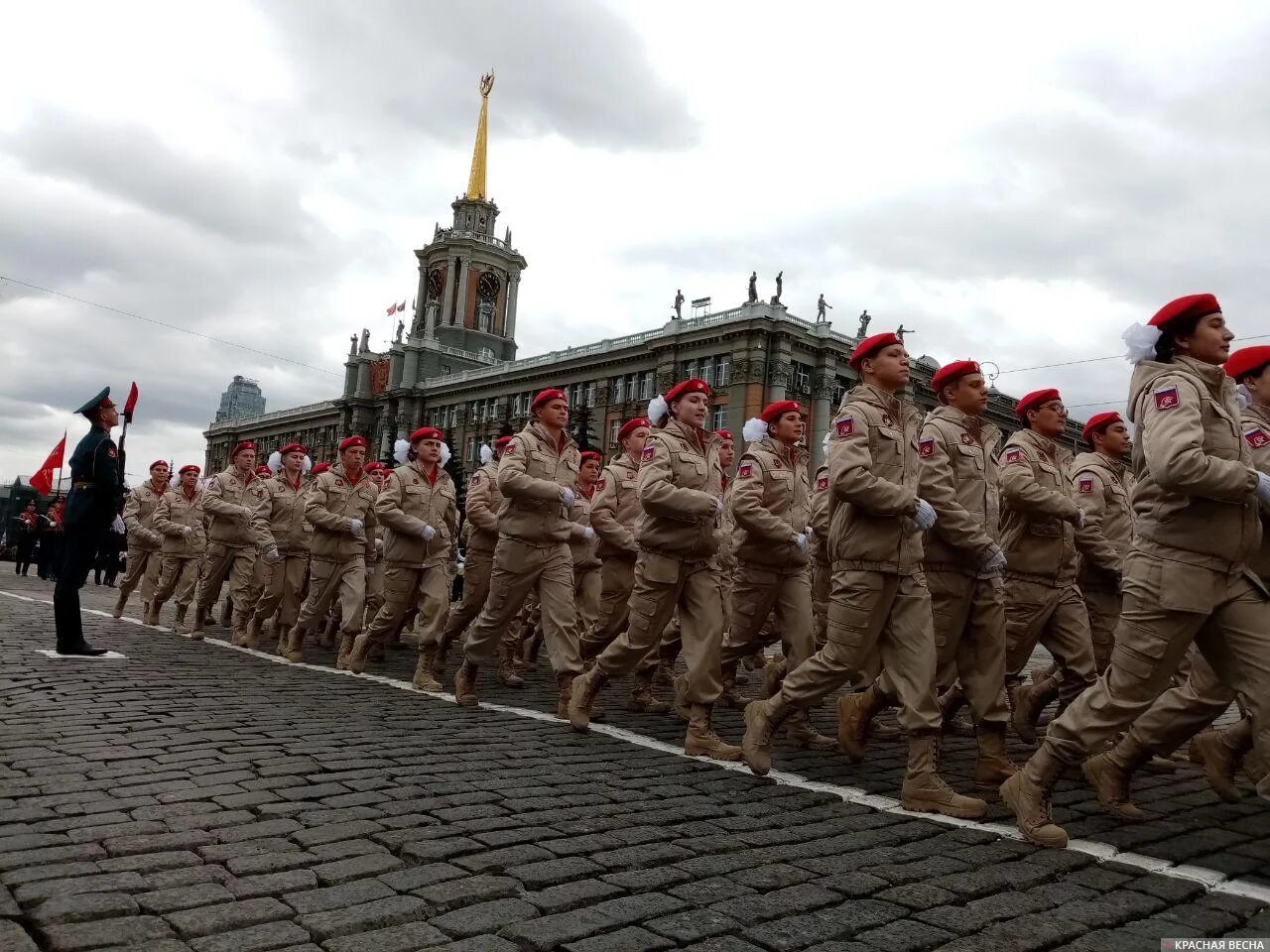 9 май 2020 год. Юнармия парад Победы 2020 Москва. Юнармия на параде Победы в Москве 2022. Юнармия на параде в Москве. Парад Победы 2020 Юнармия.