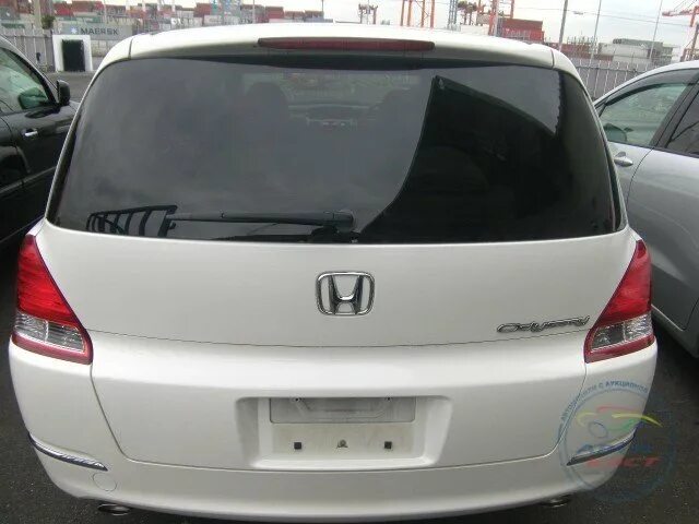 Куплю хонду улан удэ. Honda Odyssey 2022 Rear Door. Хонда Одиссей 1 поколение подсветка. Honda Odyssey 2022 Rear Door used.