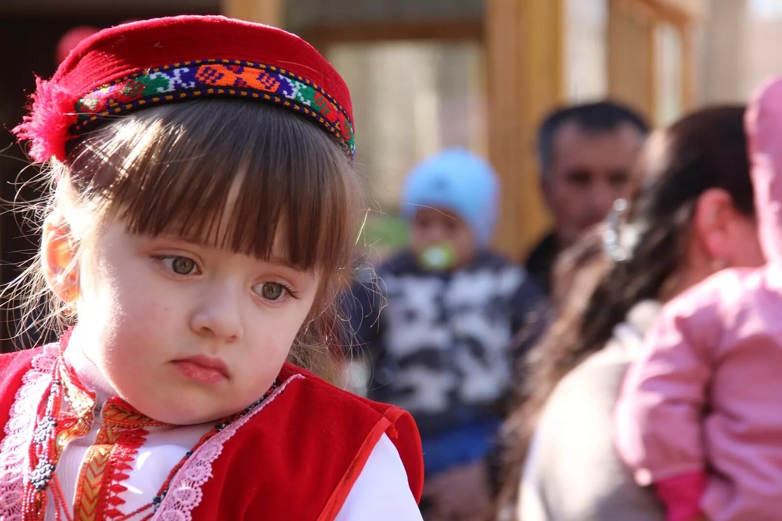 Народы россии таджики. Таджикистан Памирцы народ. Таджикистан Памирцы народность. Памирцы осетины пуштуны. Таджикистан Памир и Памирцы.