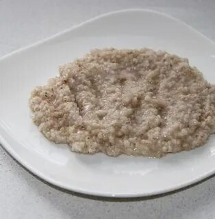 Ячневая каша с сахаром