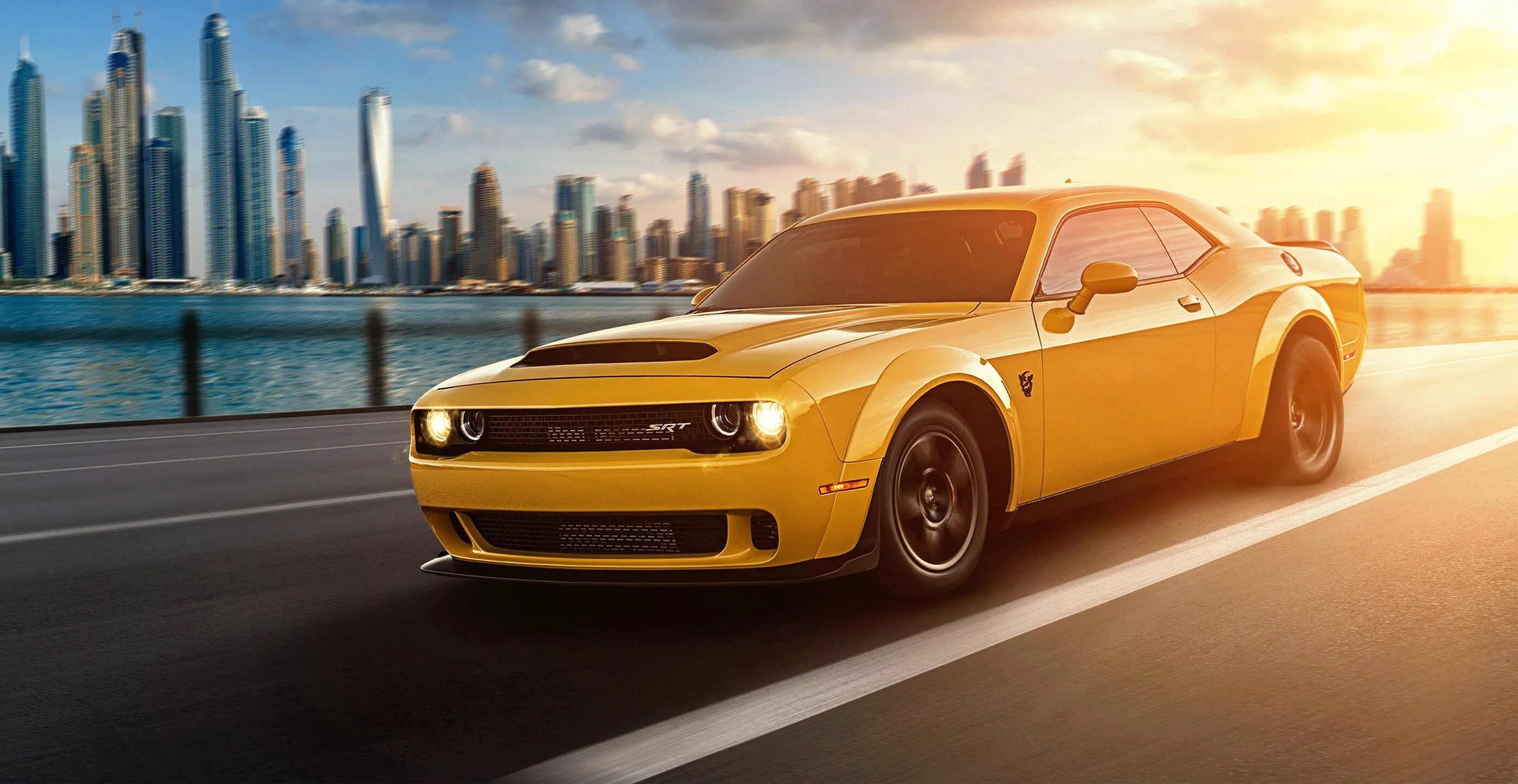 Додж сити. Dodge Challenger Concept. Додж Челленджер из тачек 2. Dodge Challenger Постер. Плакат dodge Challenger.