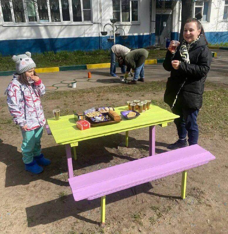 детская площадка текст. слово площадка. скамейки для детской площадки. детская площадка в ярбурге ярославская область. миллион плейграунд.