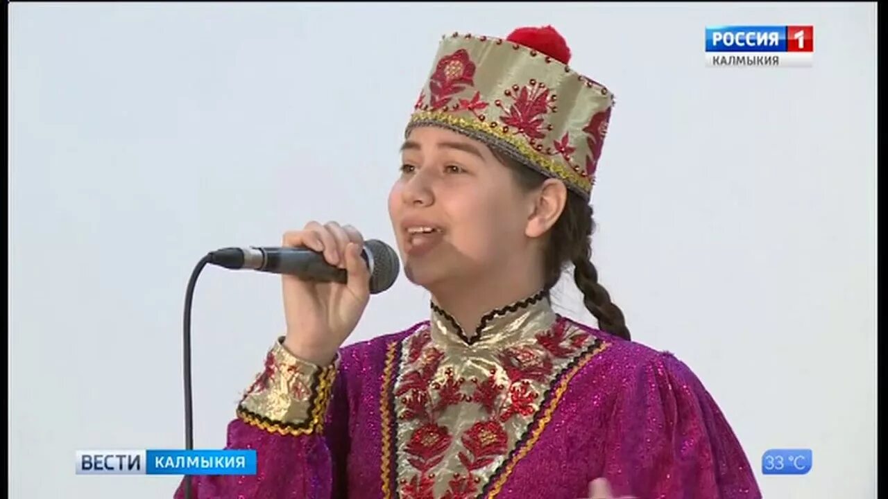 Калмыцкая музыка. Джангар калмыцкий эпос текст. Калмыцкие песни словами. Калмыкия песня бильцг. Калмыцкие песни словами.