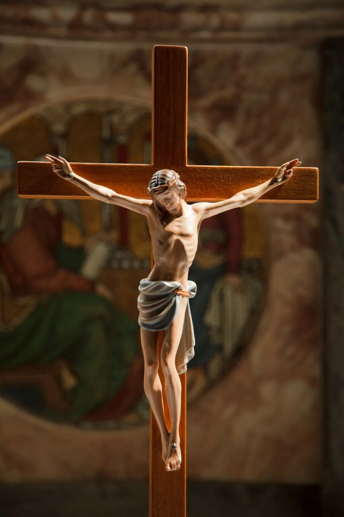 Крест распятие христа. Распятие Иисуса Христа католическое. Иисус Христос на кресте Распятый. Иисус Христос крест католический.