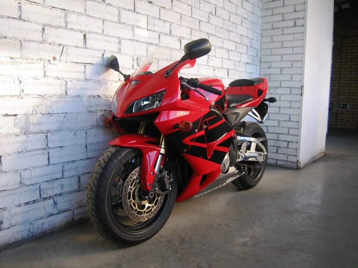 Honda cbr600rr 2006. Honda cbr600rr Red. Honda CBR 600 2006. Honda SBR 600 RR. Купить хонда 600 рр