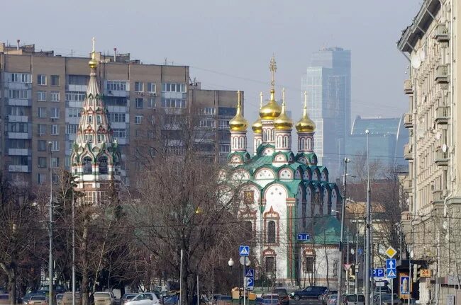 церковь благовещения в петровском парке в москве. главный храм вооружённых сил россии, собор воскресения христова. храм воскресения христова в кубинке. усадьба измайлово. измайловский остров храм покрова пресвятой богородицы.