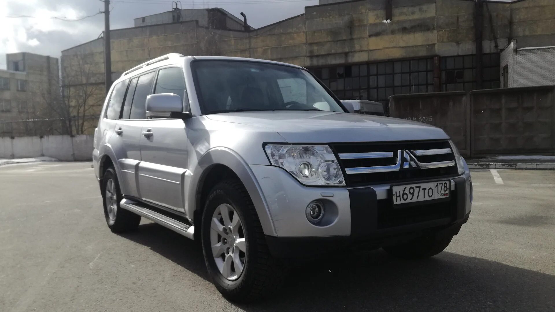 Митсубиси паджеро дизель 3.2 купить. Митсубиси Паджеро 2008 дизель. Mitsubishi Pajero 2008. Mitsubishi Pajero 2008 дизель. Мицубиси Паджеро 2008 3.2 дизель.