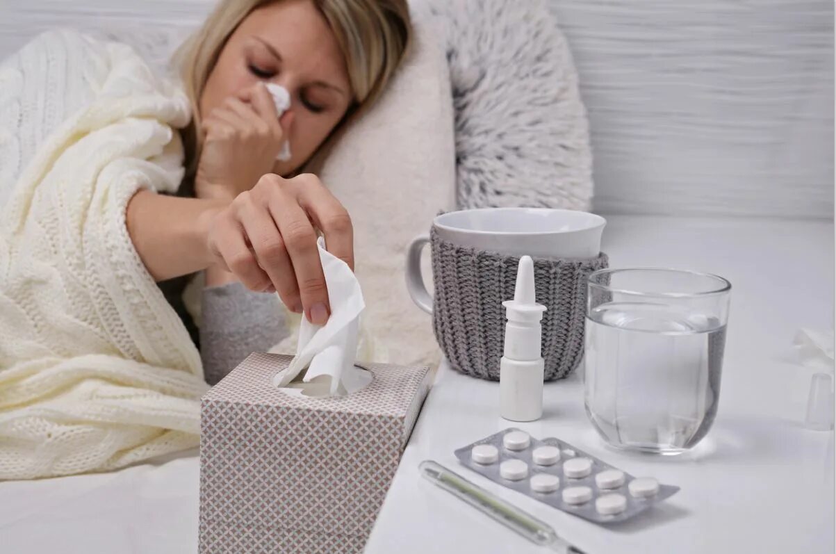 Get a cold. Cold простуда. орви эстетика. грипп фото. изоляция при гриппе.